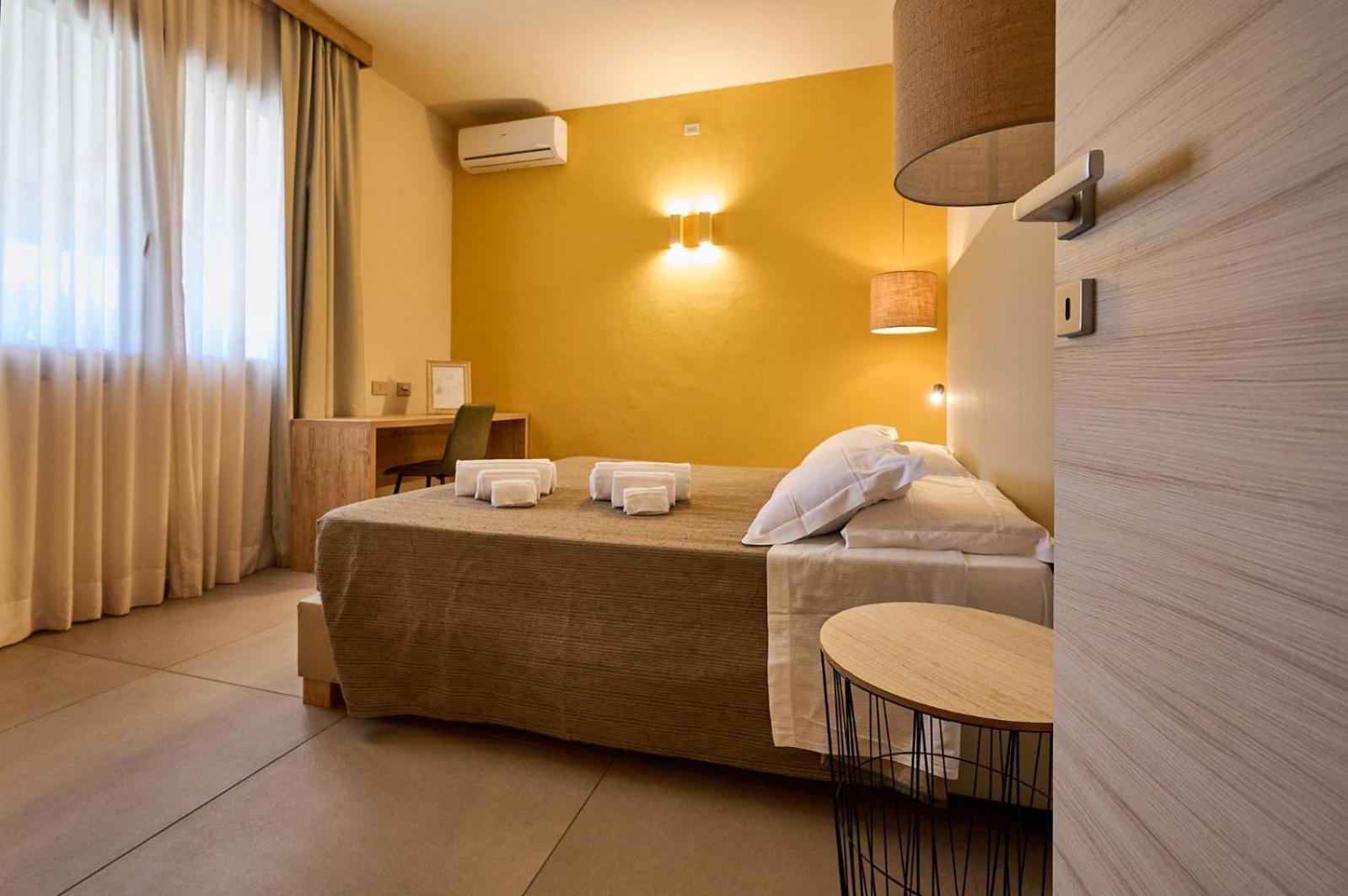 מרינה די צ'צ'ינה Delfino Tuscany Resort מראה חיצוני תמונה